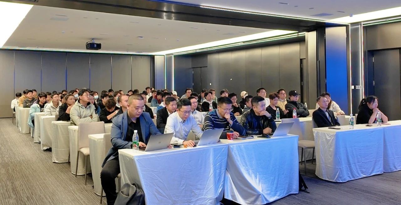 5d24e5dff49065bf6fdf85c222d3326b